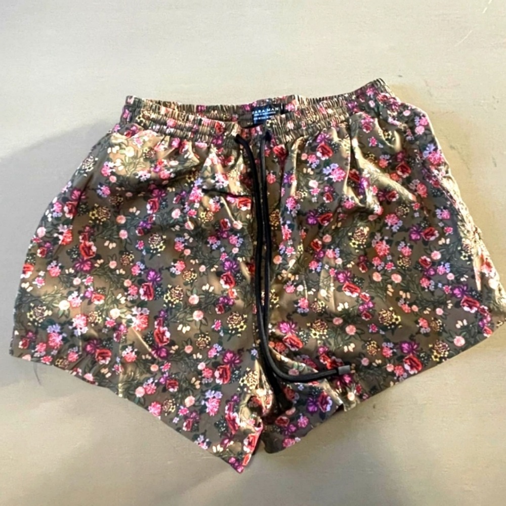 Zara man brown pink floral athletic shorts size medium